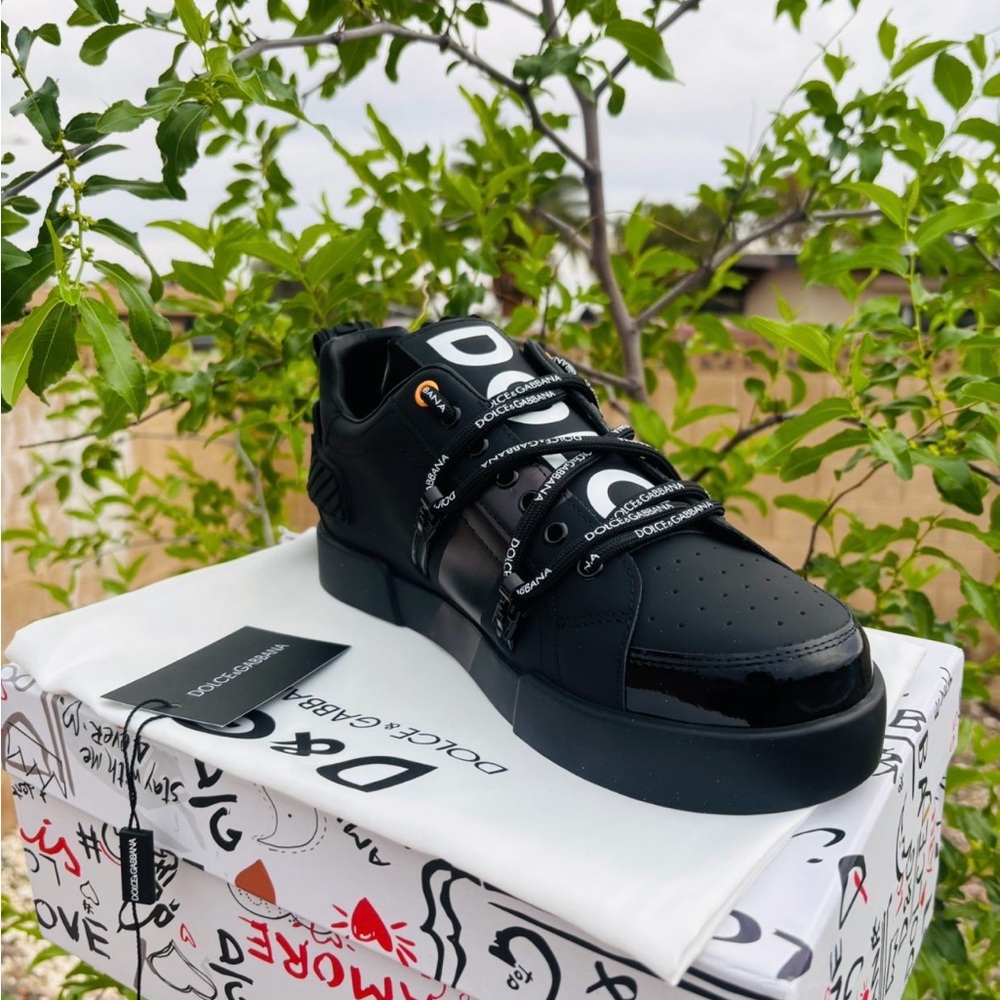 Dolce & Gabbana Glossy Black Sneakers